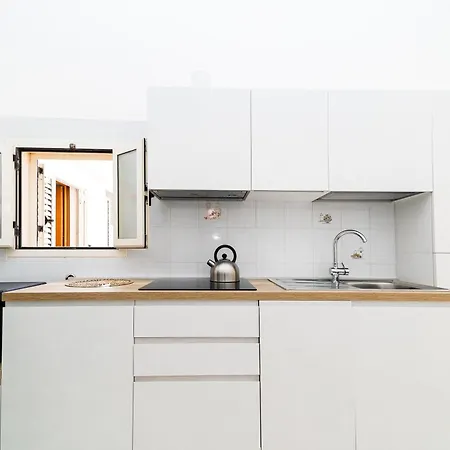 Acquamarine By Vivimy *