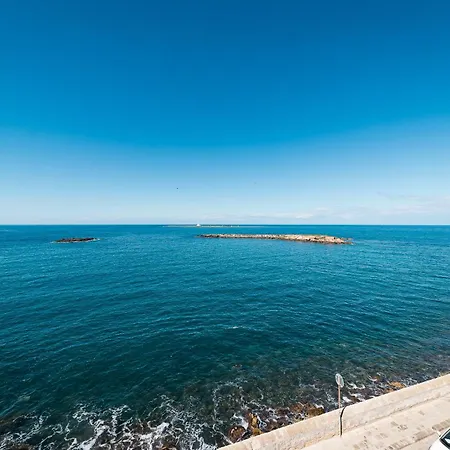 Acquamarine By Vivimy بيت للعطل *